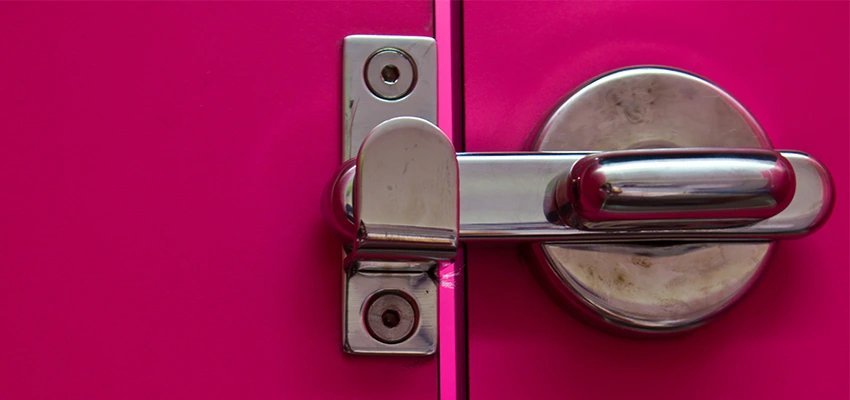 Childproof Gate Lock in Artesia, California