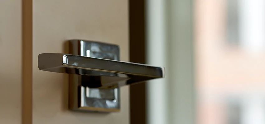 Door Lever Knob Repair in Artesia, California