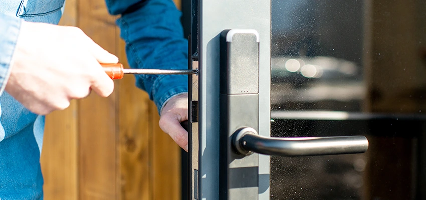 Aluminium Door Lock Replacement in Artesia, California