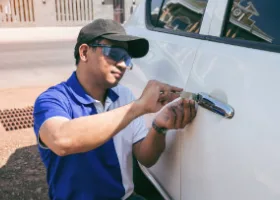Car Locksmith in Artesia, CA